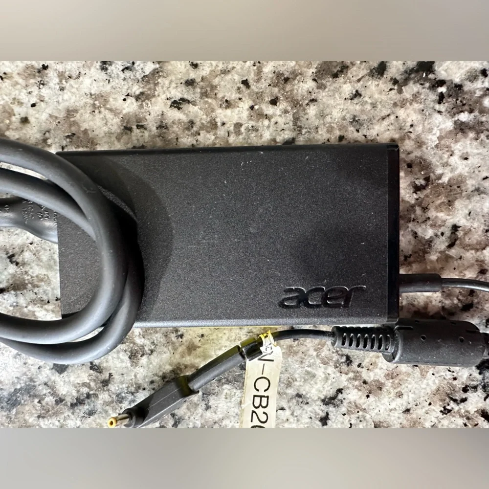 (1) 65W Genuine AC Adapter Acer Chromebook 15 C910 CB3 A11-065N1A PA-1650-86AW